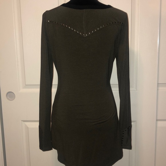NWOT Green & Black Tunic - Picture 5 of 8